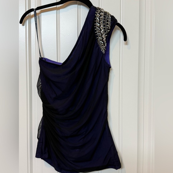 bebe One-Shoulder Purple Draped Top with Embellished Shoulder size Small - Picture 8 of 11